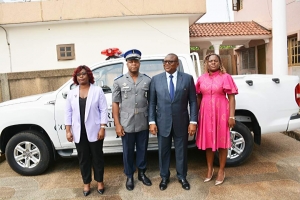 Côte d&#039;Ivoire/ Lutte contre les infractions publicitaires: le ministre Amadou Coulibaly renforce la capacité de mobilité de la brigade de la communication publicitaire