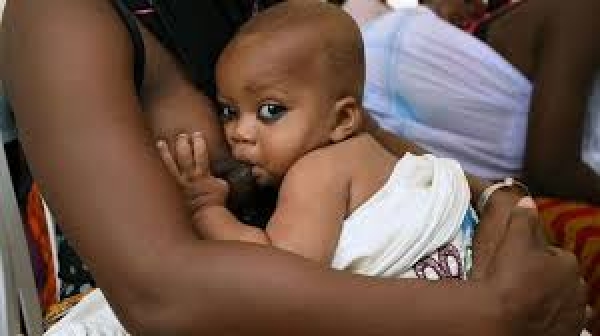 Sant&eacute; couple m&egrave;re-enfant/Semaine mondiale de l&rsquo;allaitement : l'OMS et l'UNICEF plaident pour un soutien &eacute;galitaire &agrave; l'allaitement maternel