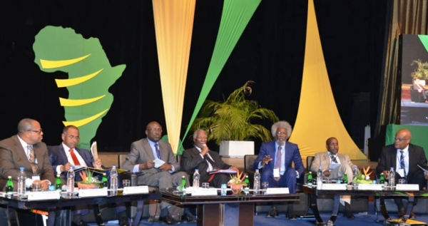 Une vue des panélistes lors de la 1ère édition à Abidjan