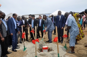 La pose de la 1ère pierre d’un projet immobilier de 162 logements dans le village de Modeste, le vendredi 5 mai 2017
