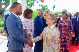 Côte d&#039;Ivoire / Visite de la présidente du Sénat Canadien / Serge Nedro : &quot;On sent le retour du Canada en Afrique&quot;