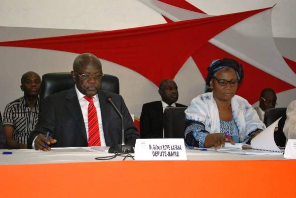 Mairie de Yopougon: un budget primitif de plus de 7 milliards de Fcfa adopté au titre de l’année 2017