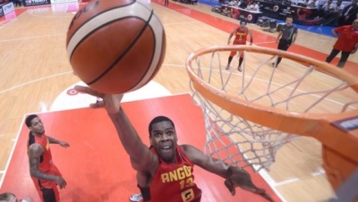 L'Angolais Yanick Moreira lors de l'Afrobasket 2015.
