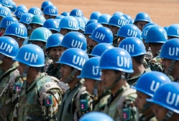 ONU: Hommage aux casques bleus tués