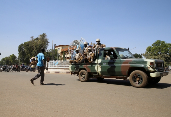 Burkina: une soixantaine de personnes tuées dans le nord