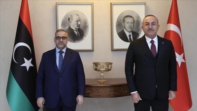 Turquie: Cavusoglu s&#039;entretient avec le chef du Haut Conseil d&#039;État libyen Khaled Al Mishri
