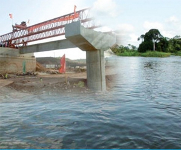 Maquette du pont d Béttié en phase de construction