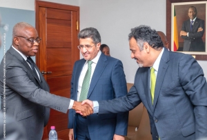 Coopération Bénin-Qatar : L&#039;Autorité de l&#039;aviation civile qatarie au cabinet du Ministre José TONATO