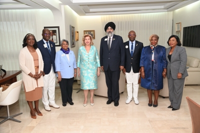 Côte d’Ivoire : la Première Dame reçoit le premier vice-président International du Lions Club