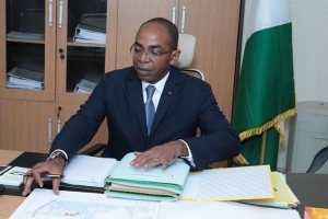 Côte d’Ivoire-Logement: la loi fixant la caution à deux mois n’est pas encore en vigueur, selon le ministre Isaac Dé