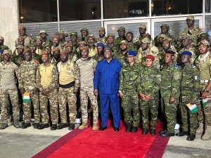 Côte d&#039;Ivoire/ Défense : les 46 Militaires Ivoiriens libérés ont  été accueillis par le Président Ouattara