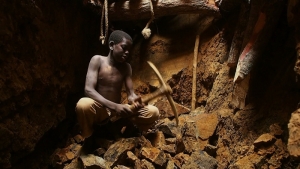Un enfant travaillant dans une mine dans un pays africain (Crédit photo : DR)