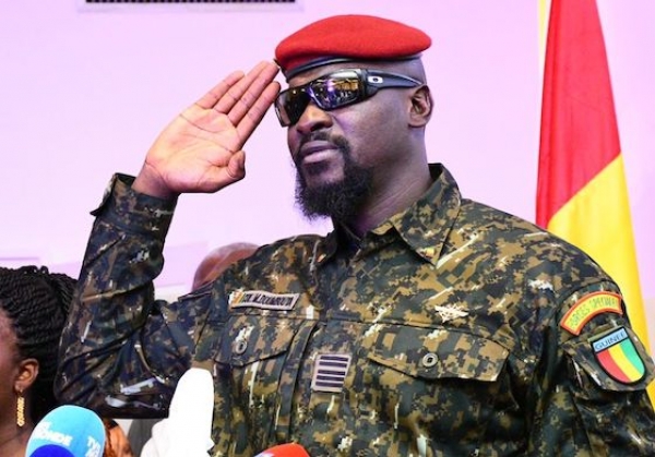 Guinée : adoption d’une nouvelle Constitution. La présidentielle fixée au 28 décembre avec une probable candidature du Gl Mamady Doumbouya
