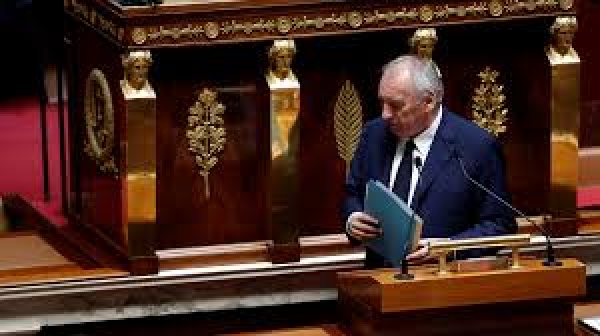 France : le gouvernement Bayrou tombe à l&#039;Assemblée nationale. Emmanuel Macron doit nommer un nouveau Premier ministre