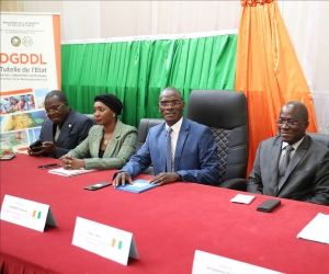 Côte d&#039;Ivoire/ Modernisation de l’Administration Décentralisée : Le Ministre Vagondo Diomandé lance l’outil web de gestion de données et archivages numériques dénomme SYGIDAN-CTI