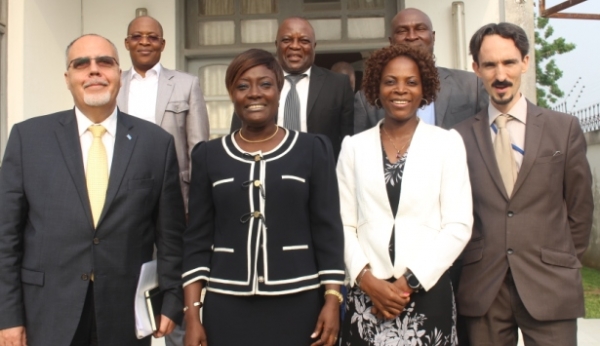 La ministre et la délégation de l&#039;ONUDC