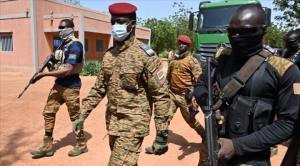 Burkina : L&#039;ombre d&#039;une dictature plane - Répression, censure et parallèles troublants avec le passé
