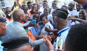 Côte d’Ivoire-Murielle Ahouré : La championne du monde de 60 m de retour au bercail