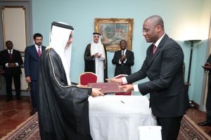 Côte d’Ivoire : Le Qatar arrive ! Quatre accords signés. « Nous restons un marché libre ! » (Ouattara)
