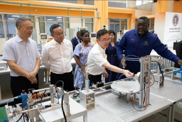 Côte d&#039;Ivoire-INP-HB &amp; Shenzhen : un partenariat stratégique pour la formation des ingénieurs ivoiriens