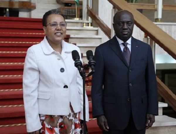 L’ambassadeur de la République Fédérale Démocratique d’Ethiopie en Côte d&#039;Ivoire, Yeshimebrat Mersha Kassa fait ses adieux au Président Ouattara