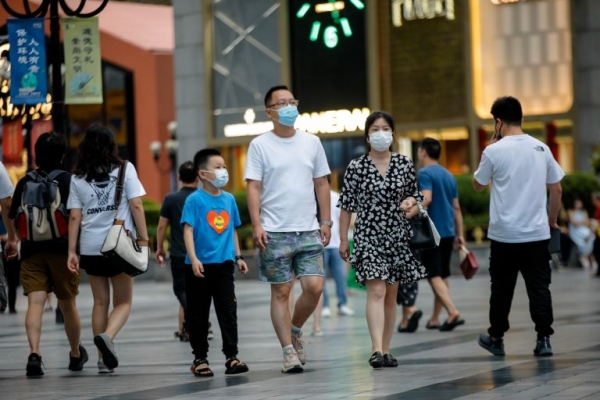 Chine: 1er vaccin inhalé anti-Covid-19 au monde