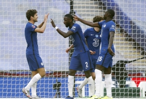 Foot: les grands d’Europe peaufinent leur effectif