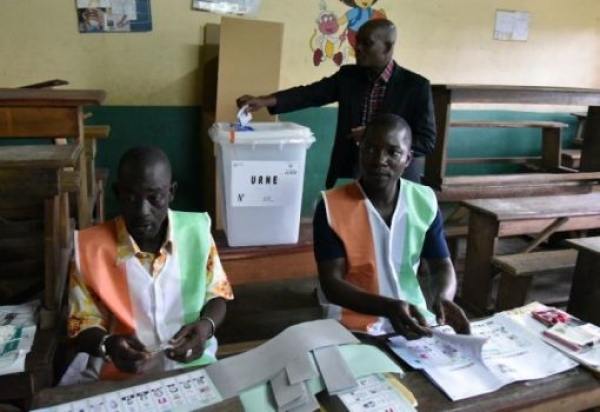 Présidentielle 2015 en Côte d’Ivoire: Début des opérations de vote dans le calme