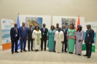 Photo de famille à l&#039;issue de la cérémonie de clôture de la 12ème Cop