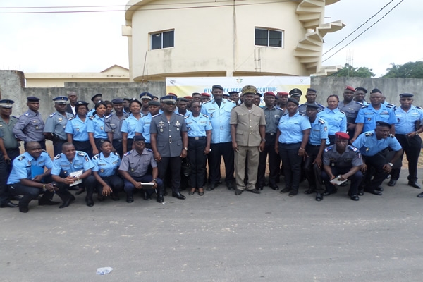 Côte d’Ivoire: Policiers et gendarmes ivoiriens se forment aux droits et à la protection de l’enfant