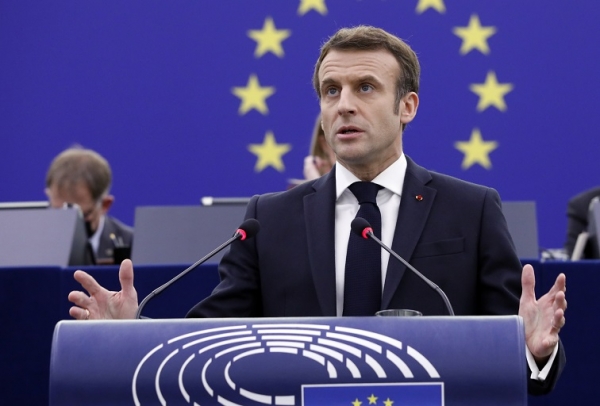 France: Macron annonce son programme électoral