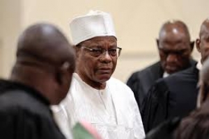 Cameroun : la candidature de l&#039;opposant Maurice Kamto à la présidentielle définitivement rejetée