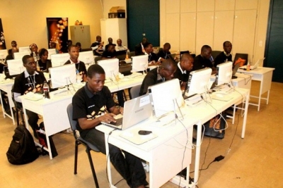 Une salle de classe équipée d&#039;ordinateurs (Image d&#039;archives, DR)