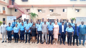 Côte d&#039;Ivoire :  20 officiers et agents renforcent leur capacité dans la lutte contre la fraude documentaire aux frontières nord avec le Mali et la Guinèe