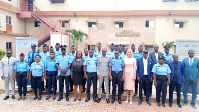 Côte d&#039;Ivoire :  20 officiers et agents renforcent leur capacité dans la lutte contre la fraude documentaire aux frontières nord avec le Mali et la Guinèe