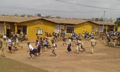 Des &eacute;l&egrave;ves dans un lyc&eacute;e ivoirien (Image &agrave; titre d'illustration)