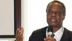 Pathologies cardio-vasculaires, diabètes, hypertension…  : Attention, une grave épidémie de maladies non transmissibles guette l’Afrique (Interview)