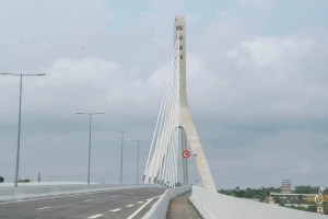 Côte d&#039;Ivoire/ Infrastructure routière : Le Président Alassane Ouattara met officiellement en service le 5e pont d&#039;Abidjan