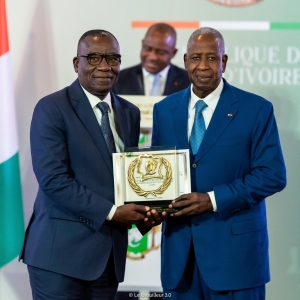Côte d’Ivoire/Prix d’excellence 2024 : le groupe PortéO distingué meilleure entreprise du secteur des routes