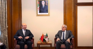 Algérie: Le Premier ministre reçoit le vice-Premier ministre du Conseil des affaires d’Etat de la Chine
