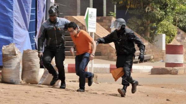 Hôtel Radisson de Bamako-Prise d’otages: au moins 27 morts dont deux terroristes. L’attaque a duré près de 9 heures