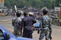 C&ocirc;te d&rsquo;Ivoire : Le foss&eacute; s&rsquo;&eacute;largit entre populations et forces de l&rsquo;ordre &agrave; l&rsquo;approche des &eacute;lections