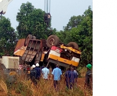 C&ocirc;te d&rsquo;Ivoire: Inhumation des cinq &eacute;l&egrave;ves tu&eacute;s &agrave; Ferk&eacute; lundi dans un accident de la route