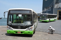 Des nouveaux bus de la Sotra (Photo : Sotra)
