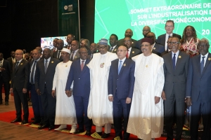 Les dirigeants africains appellent &agrave; une industrialisation plus rapide lors du sommet de l&rsquo;Union africaine