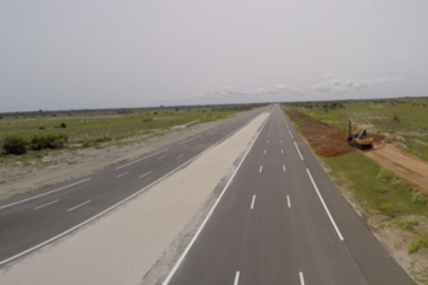 Le passage sur l’autoroute Abidjan-Grand Bassam ne sera pas payant, &quot; pour le moment&quot; (Ouattara)