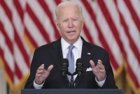 Afghanistan: Biden défend sa décision
